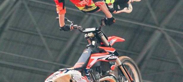 乐竞体育-科维托娃连续七场比赛得分超过惊险取胜，美国队挑战极限！的简单介绍