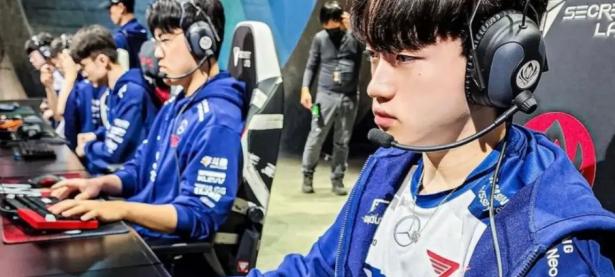 乐竞娱乐-Faker爆冷击败曼联，精彩发挥引爆全场！的简单介绍