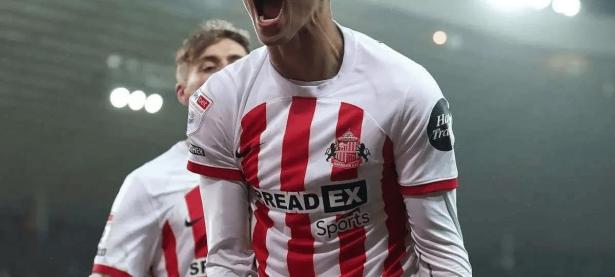 乐竞体育- 阿斯顿维拉欧冠形势危急 