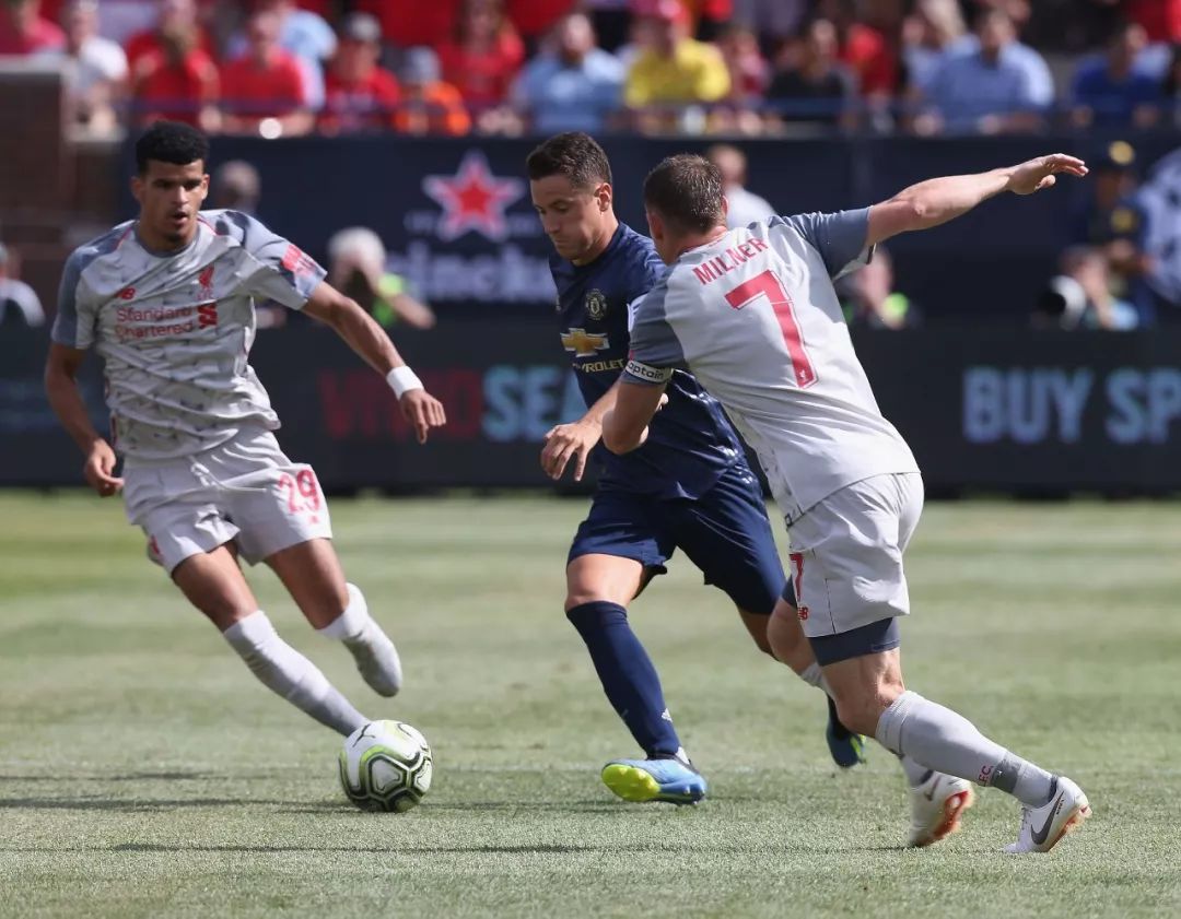 乐竞娱乐-田径赛场再起风云：漓江风暴队火力全开岭北烈马队，新援首秀制胜回归即成焦点(中国田径街头巡回赛)