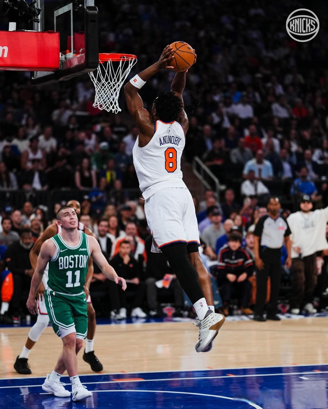 赛前纽约尼克斯备战NBA季后赛，临场应变细节曝光，球迷炸锅，临场指挥获称赞的简单介绍