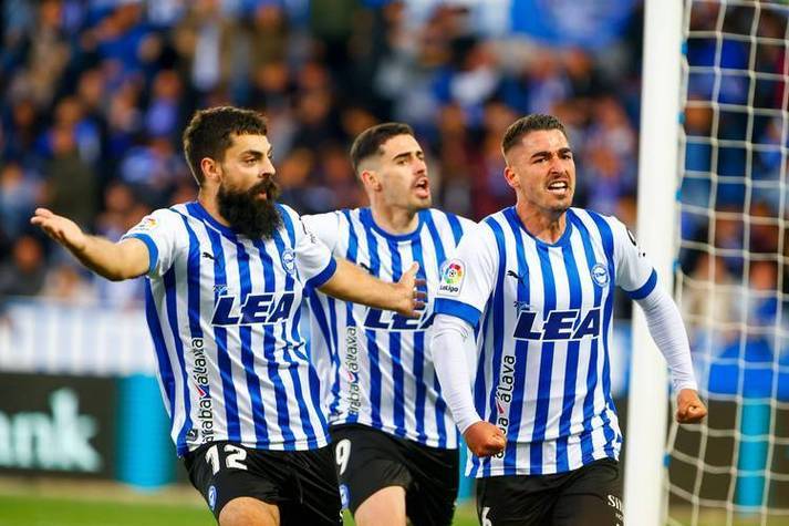 比利亚雷亚尔赛后再遭质疑,志在德甲名次提升,态度坚定,训练强度明显提升 比利亚雷亚尔赛后再遭质疑,志在德甲名次提升,态度坚定,训练强度明显提升